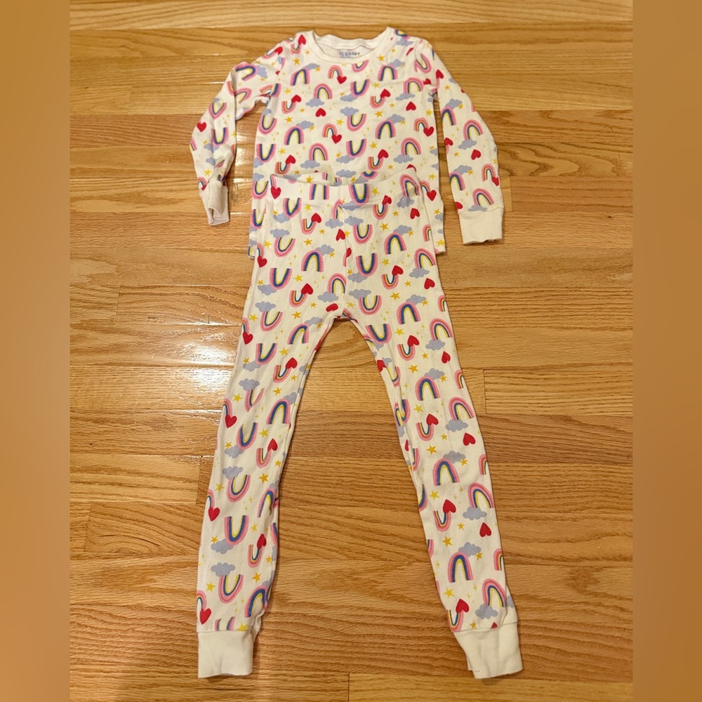 Old Navy Kids Pajama Set - Rainbow and Heart Print